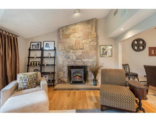 34 Evergreen Road Stoneham, MA 02180 - Photo 7 of 29 Gallery Image 7