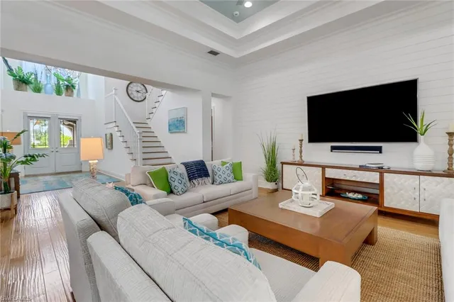 $2,499,000 | 5166 Andros Drive, Naples, FL 34113