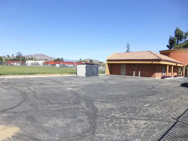 a view of outdoor space and city view