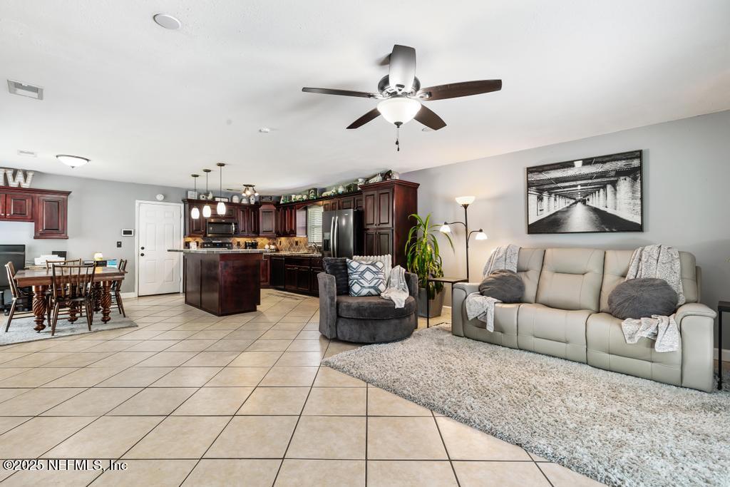 11680 West Ride Drive Jacksonville, FL 32223 - Photo 32 of 35 Open floor plan