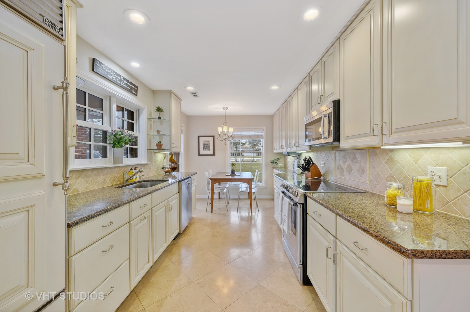 241 Sunset Ridge Road Northfield, IL 60093 - Photo 7 of 32