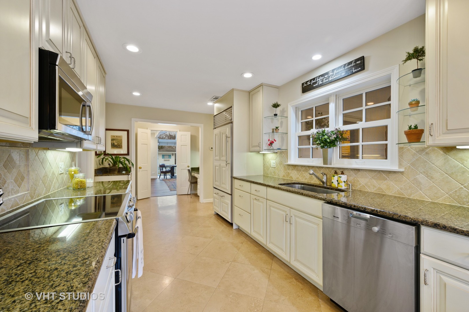 241 Sunset Ridge Road Northfield, IL 60093 - Photo 8 of 32