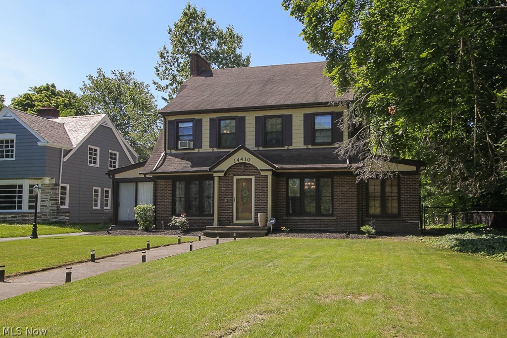 14410 Onaway Road Cleveland, OH 44120 - Photo 2 of 35