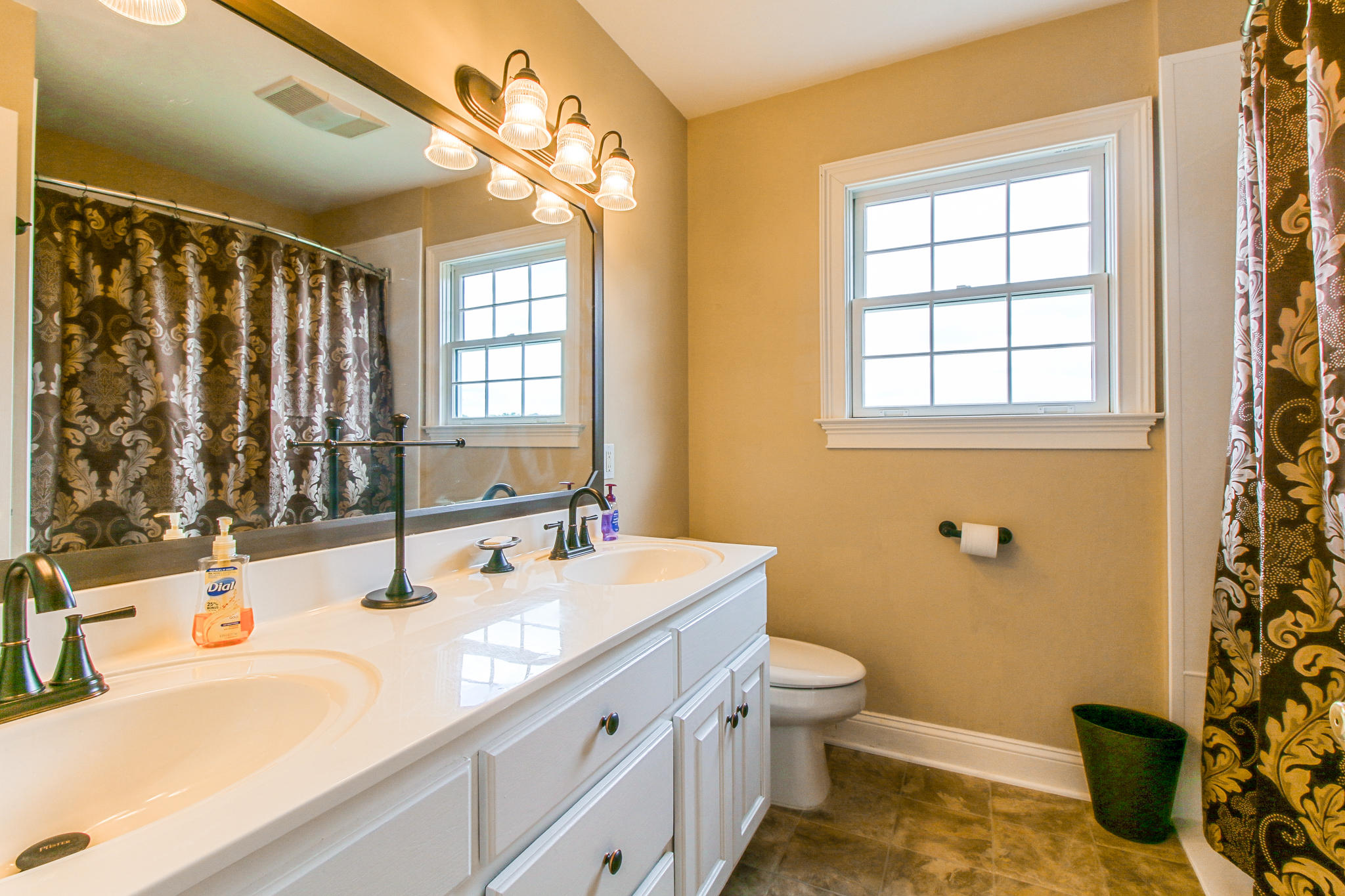 457 Northeast Ne River Charleston, TN 37310 - Photo 21 of 40 Full Bath
