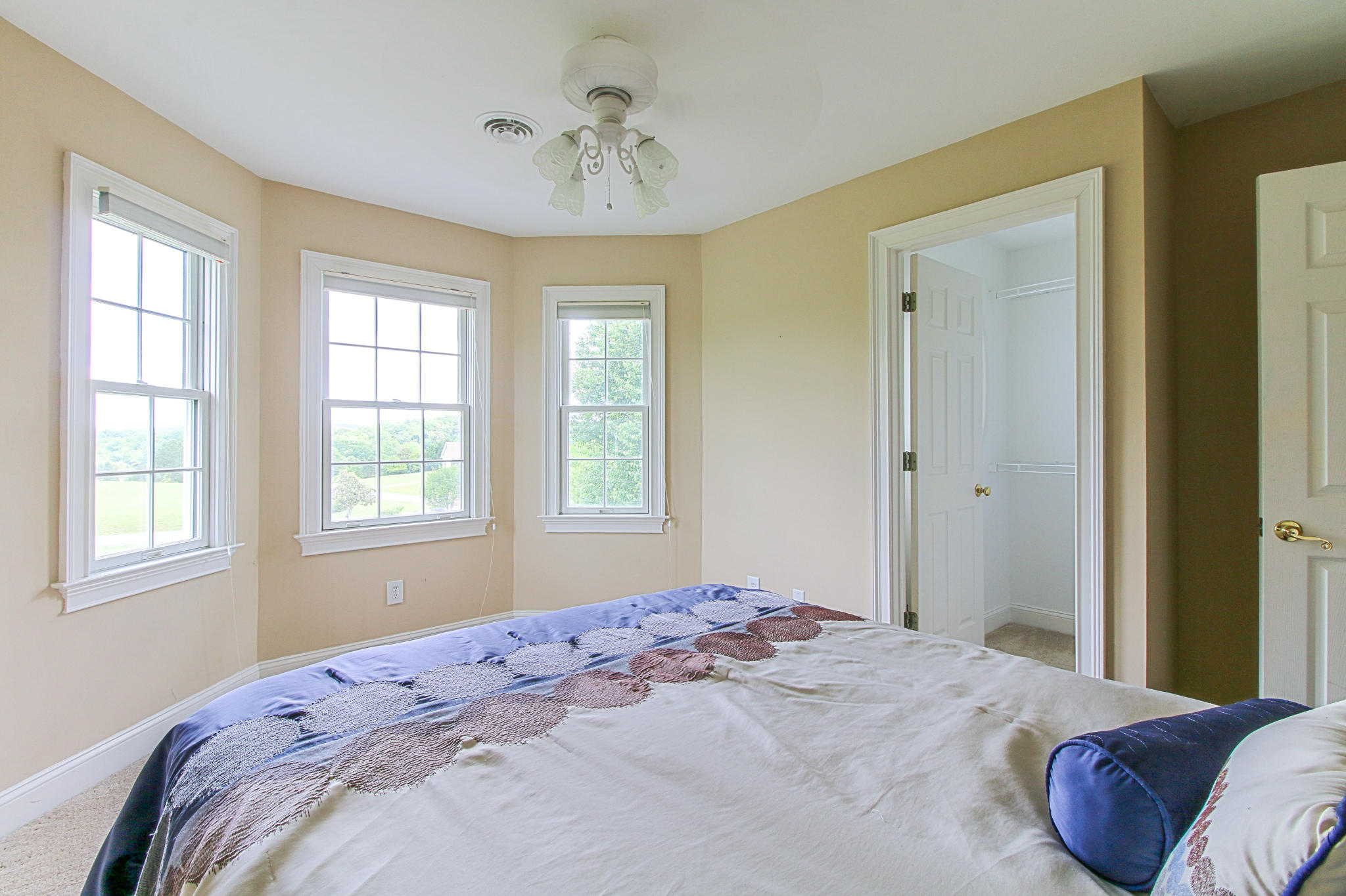 457 Northeast Ne River Charleston, TN 37310 - Photo 22 of 40 Bedroom 3