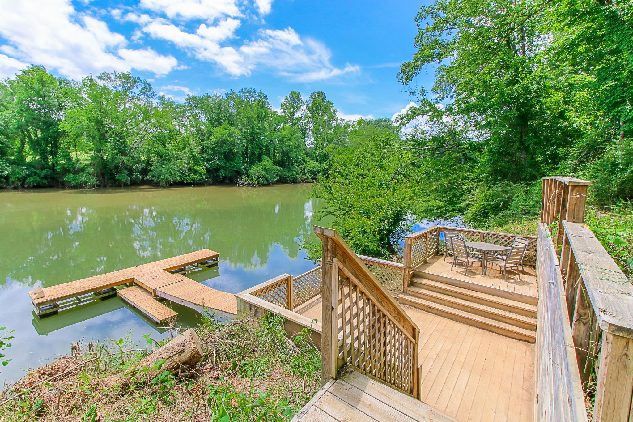 457 Northeast Ne River Charleston, TN 37310 - Photo 30 of 40 Dock from Top