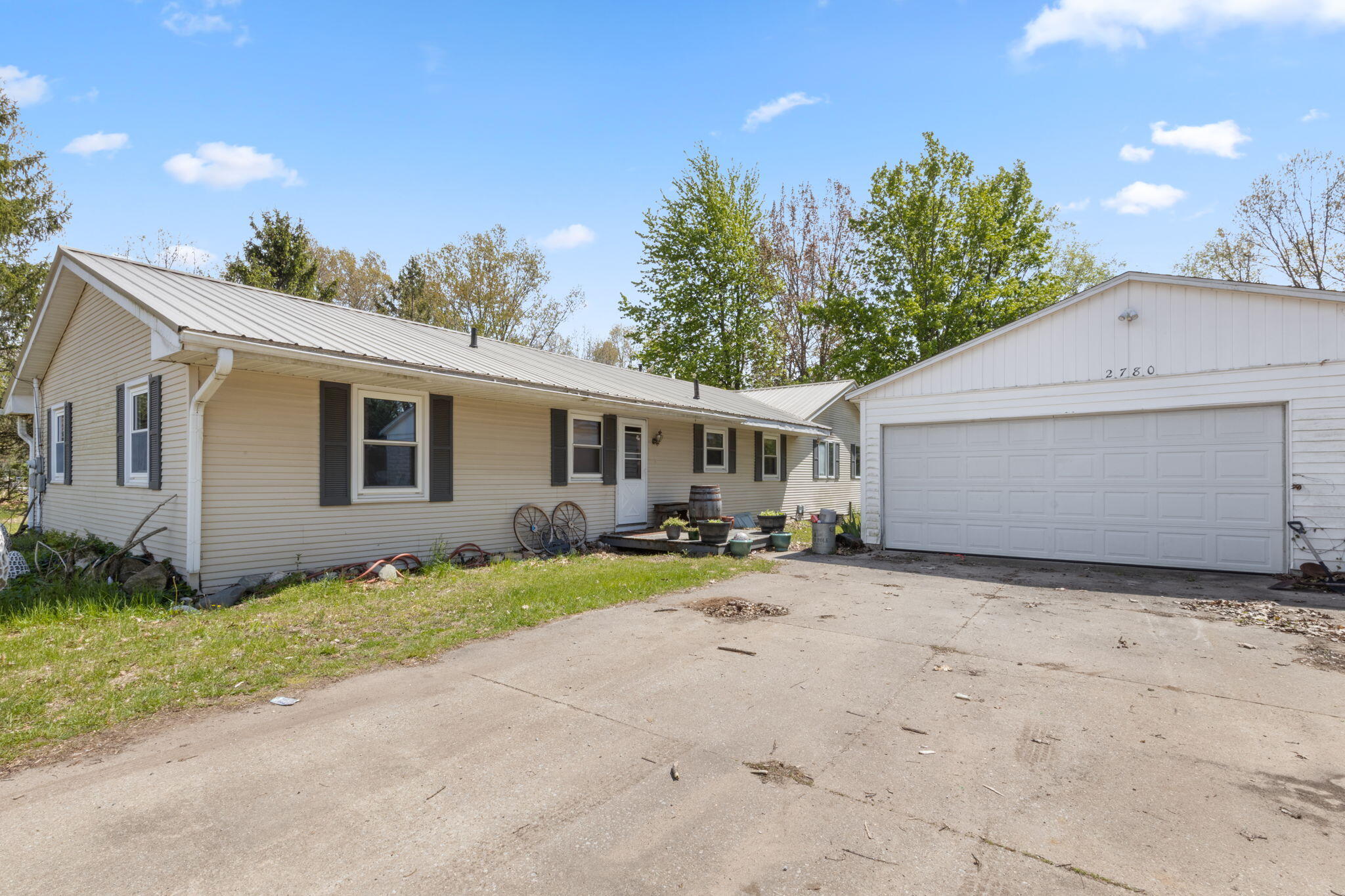 2780 Beebe Road Niles, MI 49120 - Photo 2 of 21 2-web-or-mls-986A3352