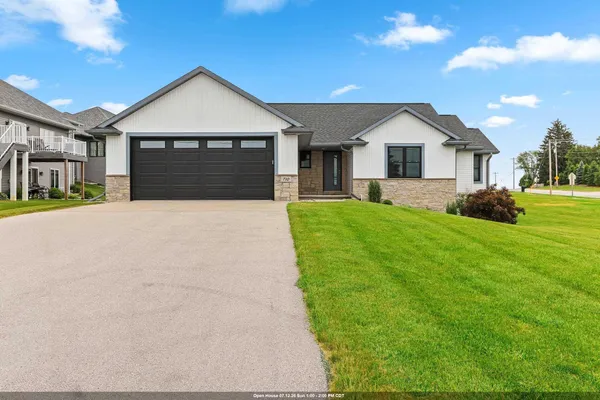 $474,900 | 710 Westhill Drive, Green Bay, WI 54313