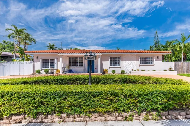 $875,000 | 9901 Southwest 35th Terrace, Miami, FL 33165