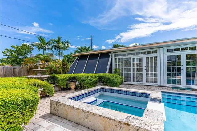 $875,000 | 9901 Southwest 35th Terrace, Miami, FL 33165