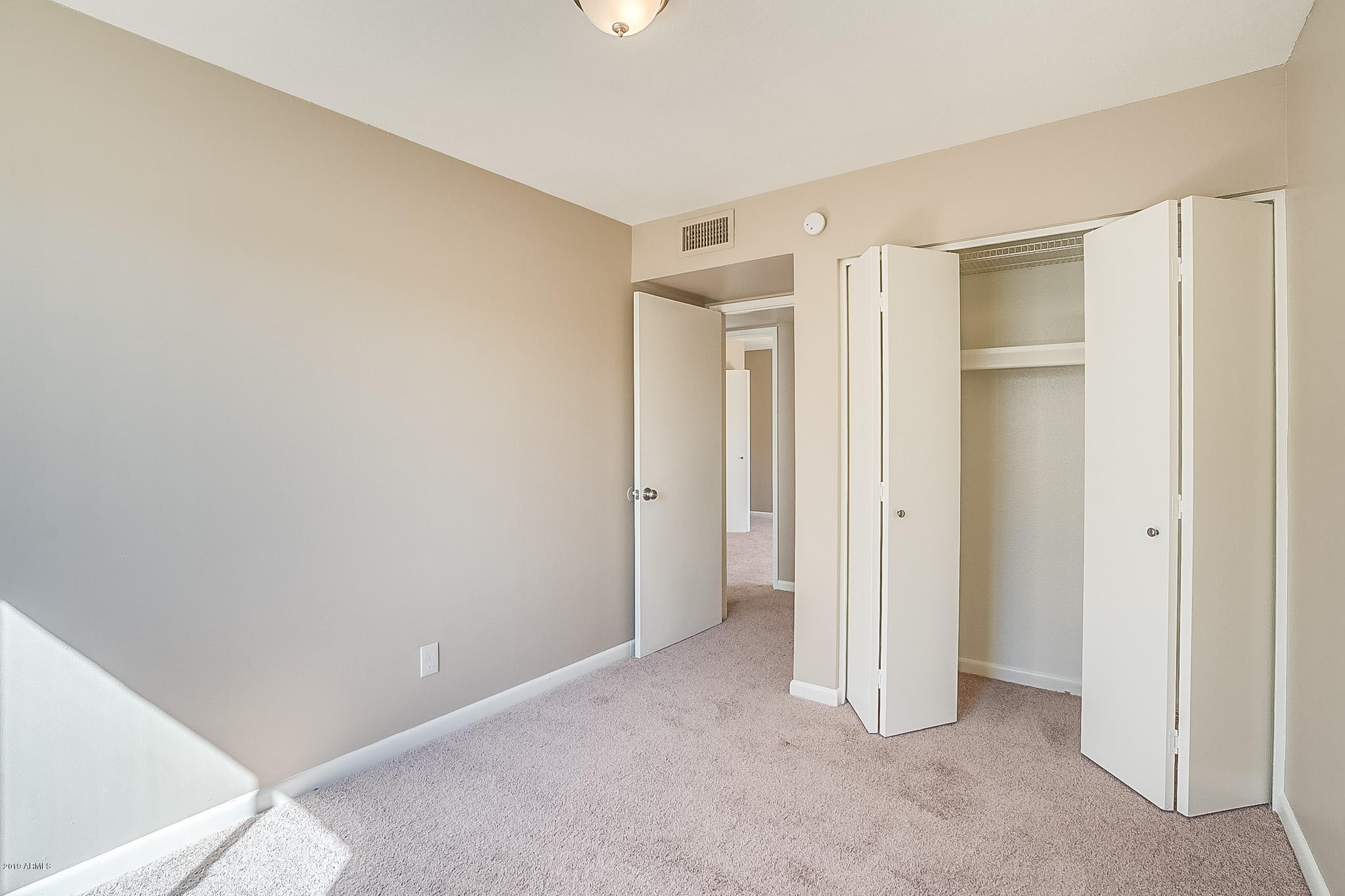 516 South Evergreen Road Tempe, AZ 85288 - Photo 12 of 16 a view of an empty room