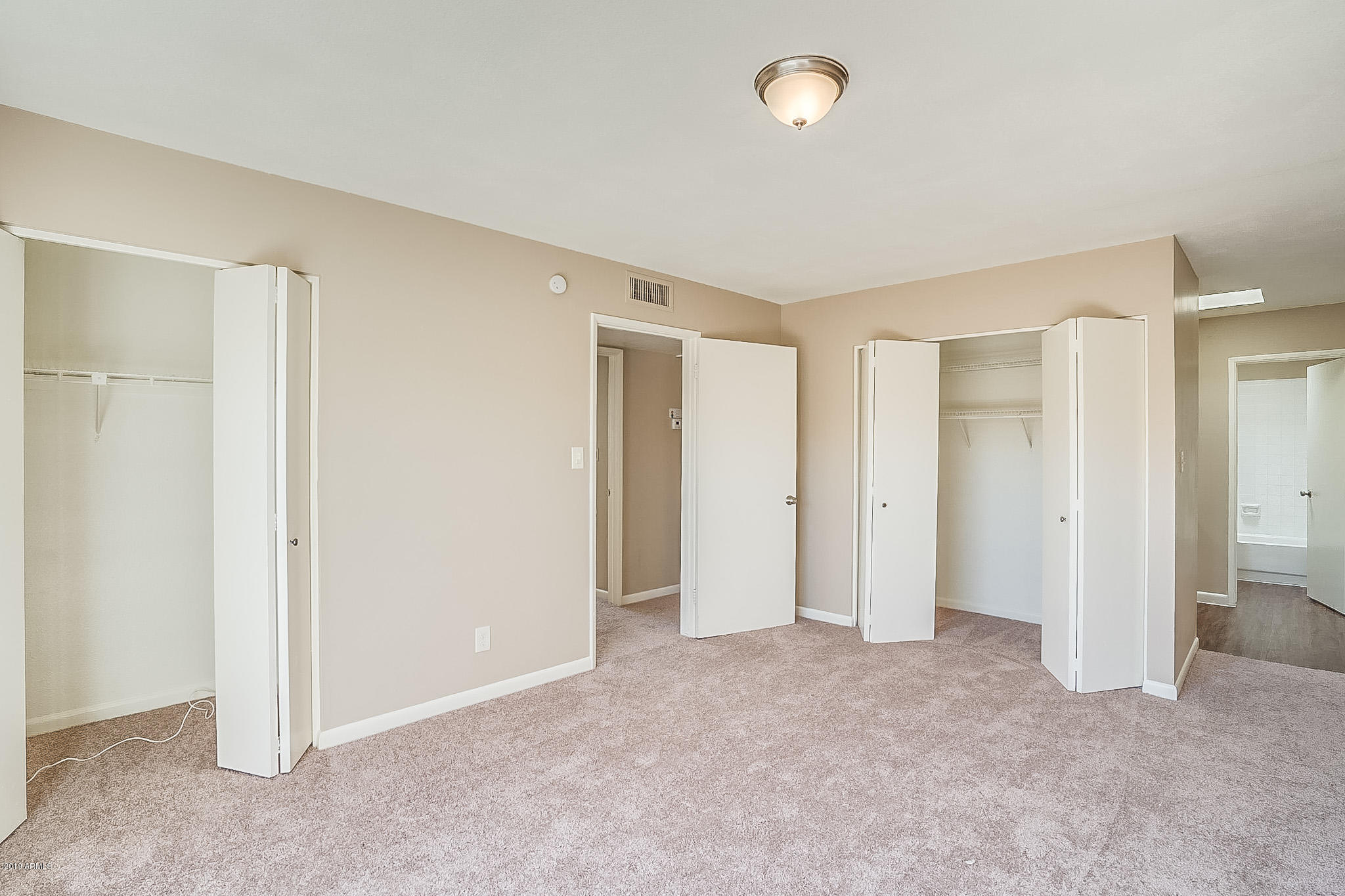 516 South Evergreen Road Tempe, AZ 85288 - Photo 9 of 16 Evergreen-17