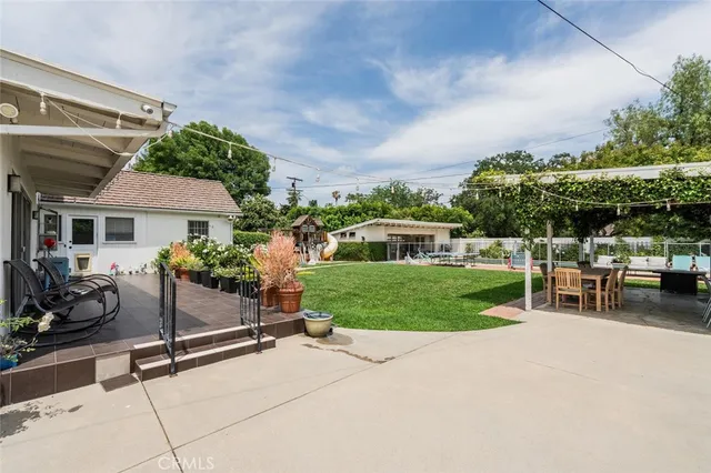 $1,850,000 | 6616 Langdon Avenue, Van Nuys, CA 91406