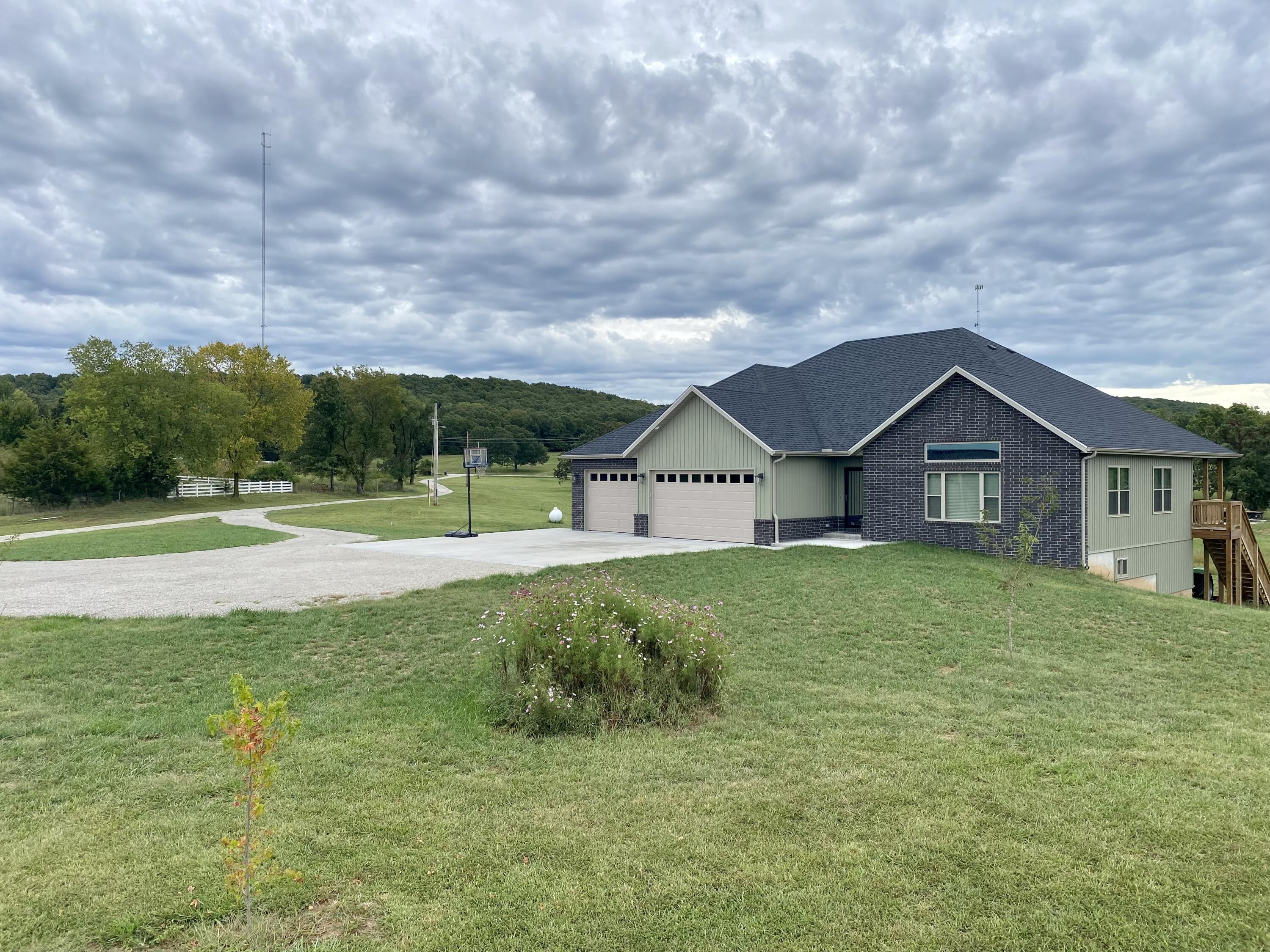 5708 East Riley Fair Grove Fair Grove, MO 65648 - Photo 1 of 1 IMG_5120