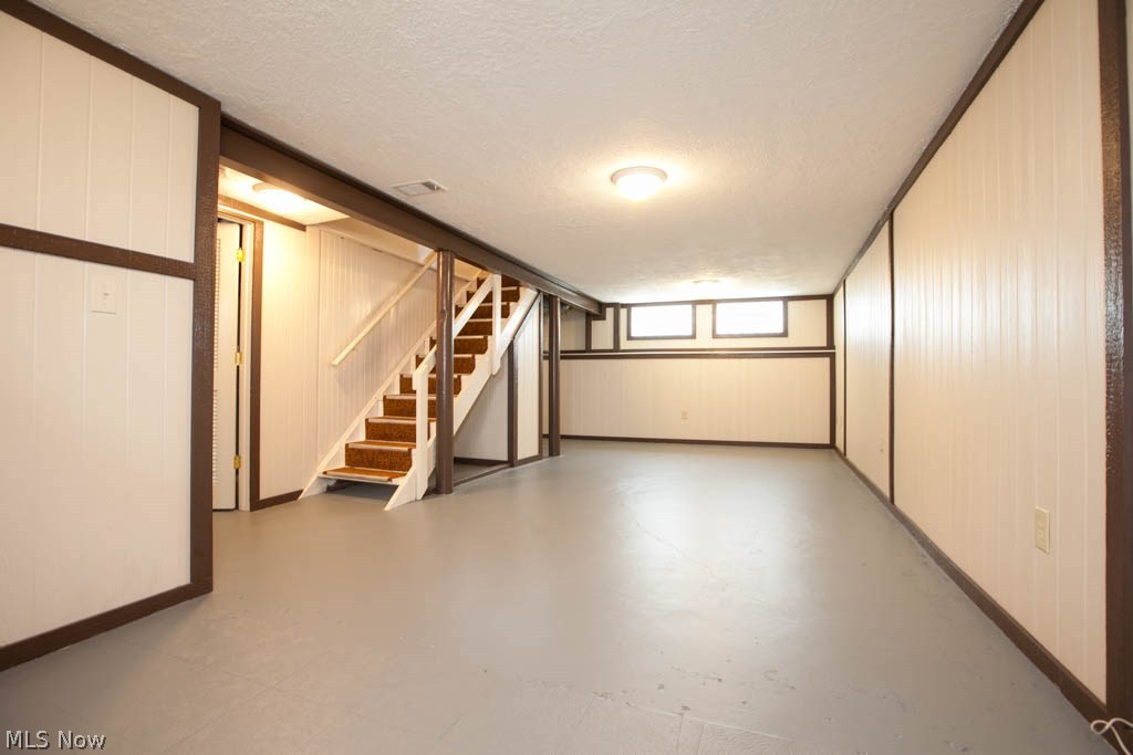 3075 Joslyn Road Cleveland, OH 44111 - Photo 23 of 35 Gallery Image 23