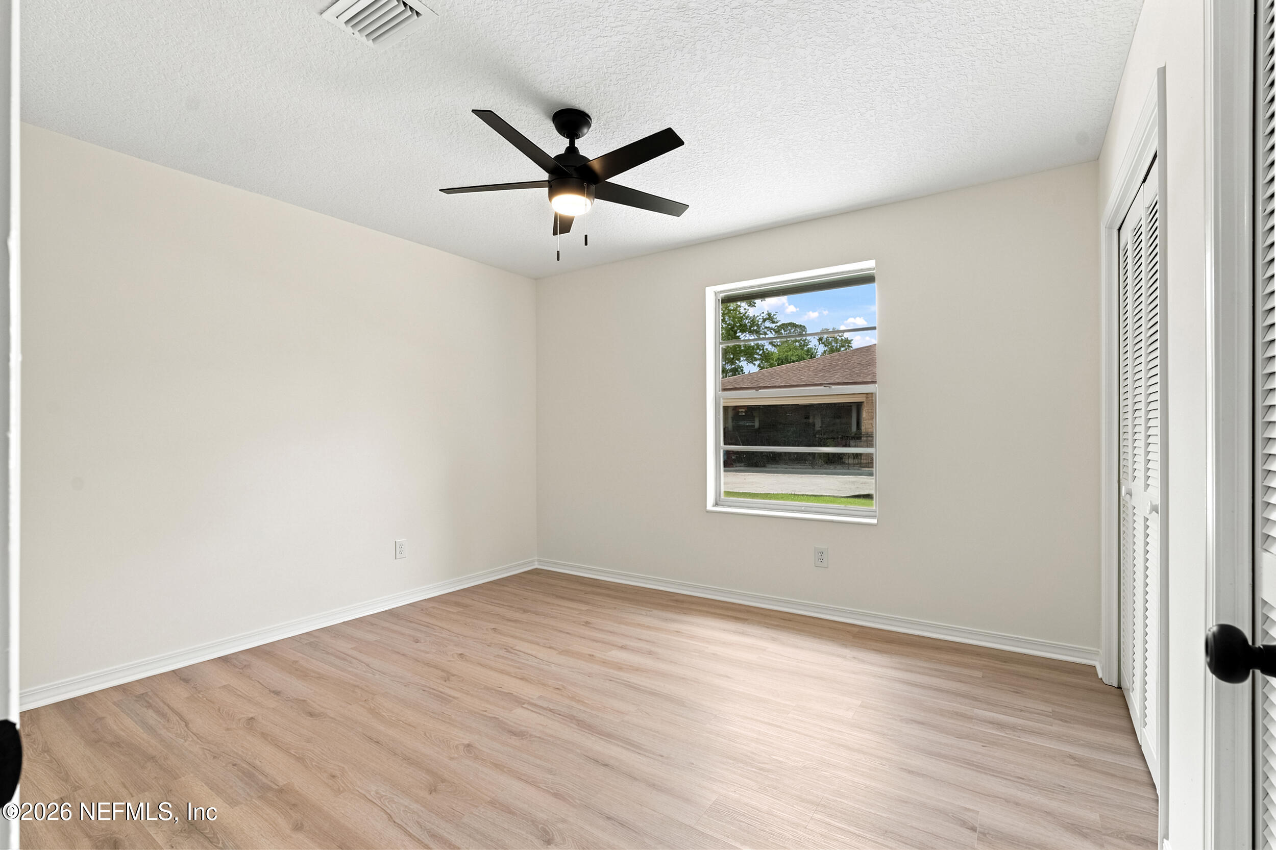 11430 Scott Mill Road Jacksonville, FL 32223 - Photo 25 of 36 29_homeprimemedia-29