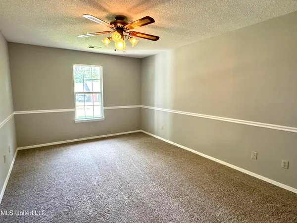 $1,595 | 10233 Curtis Drive, Olive Branch, MS 38654