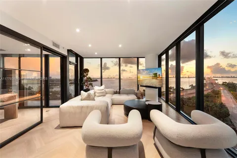 $1,495,000 | 601 Northeast 36th Street, Unit 1012, Miami, FL 33137