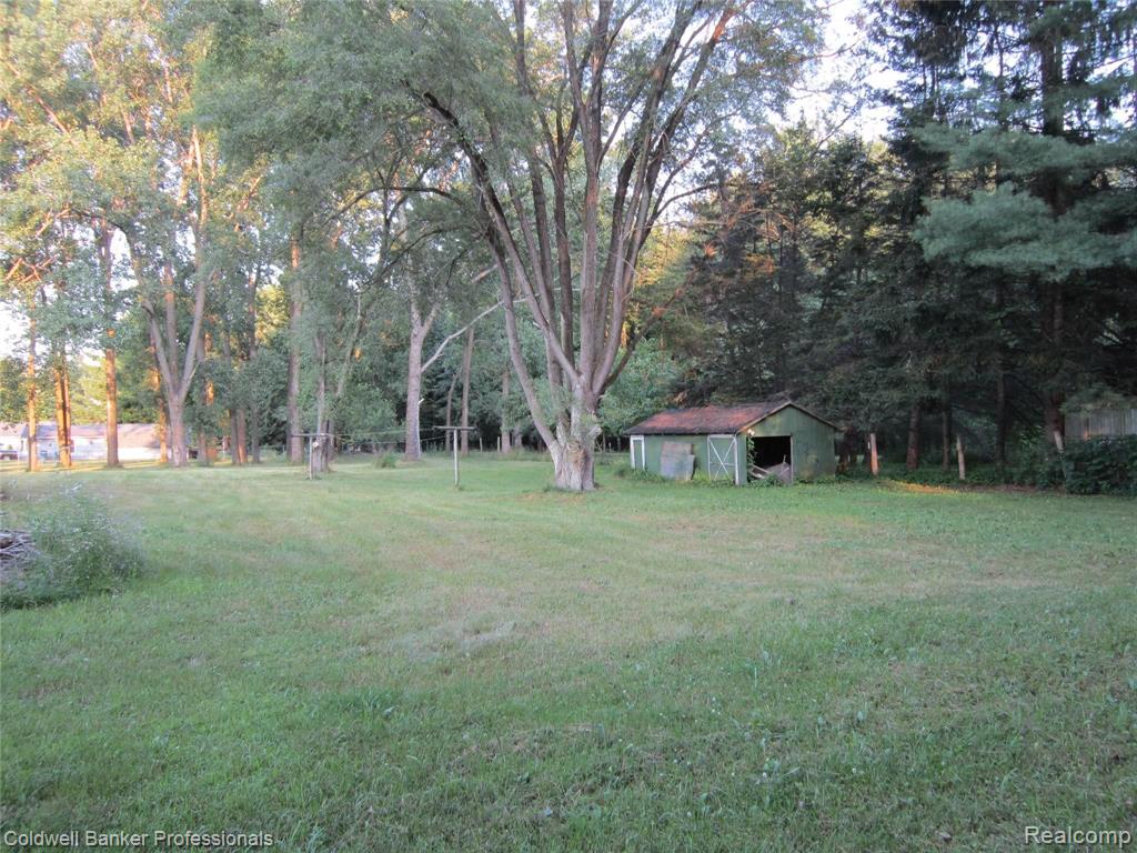 1766 East Kitchen Road Pinconning, MI 48650 - Photo 3 of 6