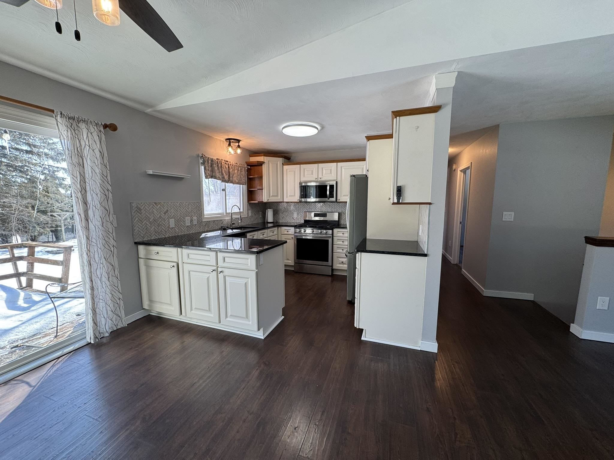 1634 Rasho Road Traverse City, MI 49696 - Photo 8 of 24 1942290-9a40f599-7973-4fbd-aaa3-13277145736b.JPG