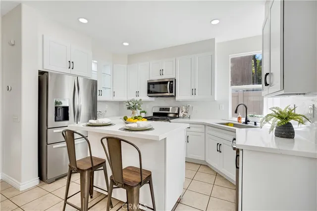 $775,000 | 27732 Elkwood Lane, Castaic, CA 91384