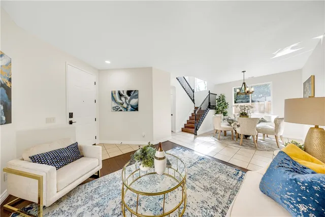 $775,000 | 27732 Elkwood Lane, Castaic, CA 91384