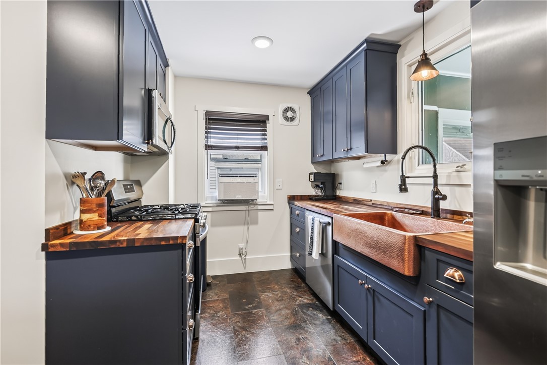 289 Wisconsin Street Rochester, NY 14609 - Photo 21 of 49