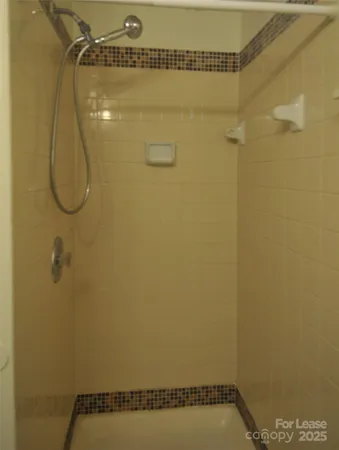 a close up view of washer and dryer