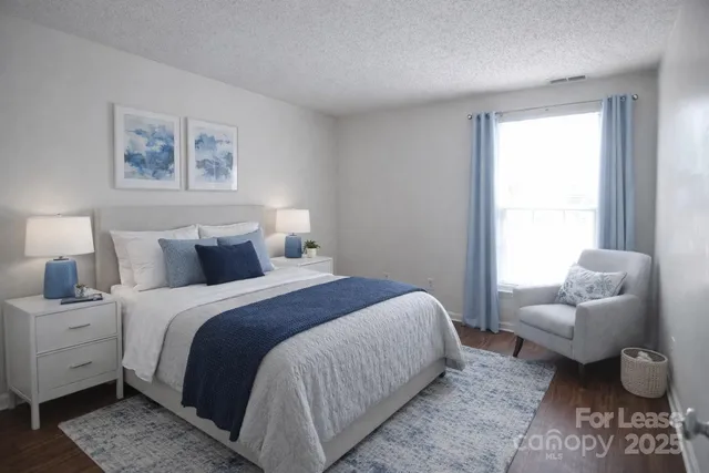 $1,400 | 1600 H Arlyn Circle, Charlotte, NC 28213