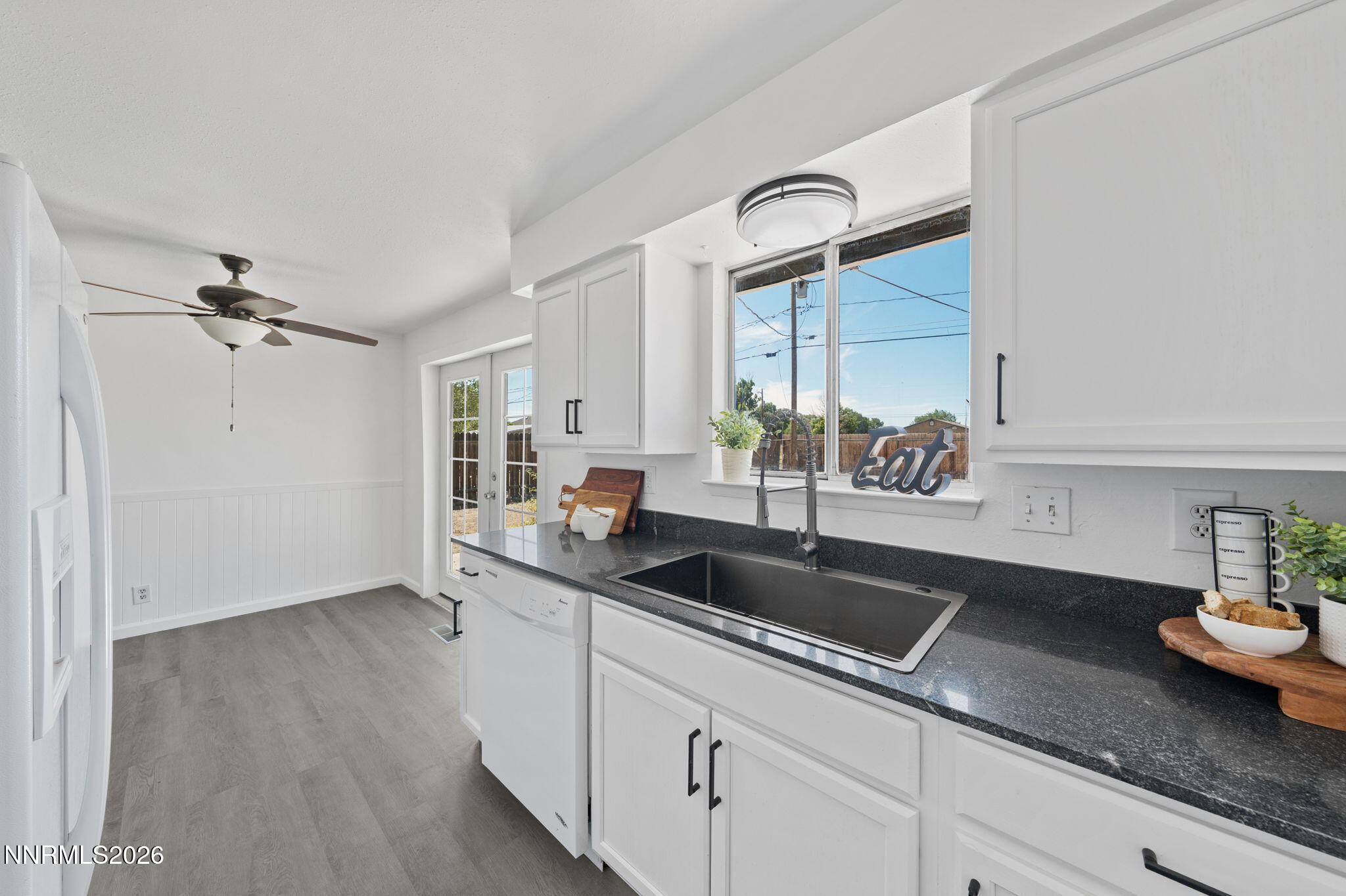 335 McCart Street Fernley, NV 89408 - Photo 18 of 53 23-web-or-mls-A7V02707