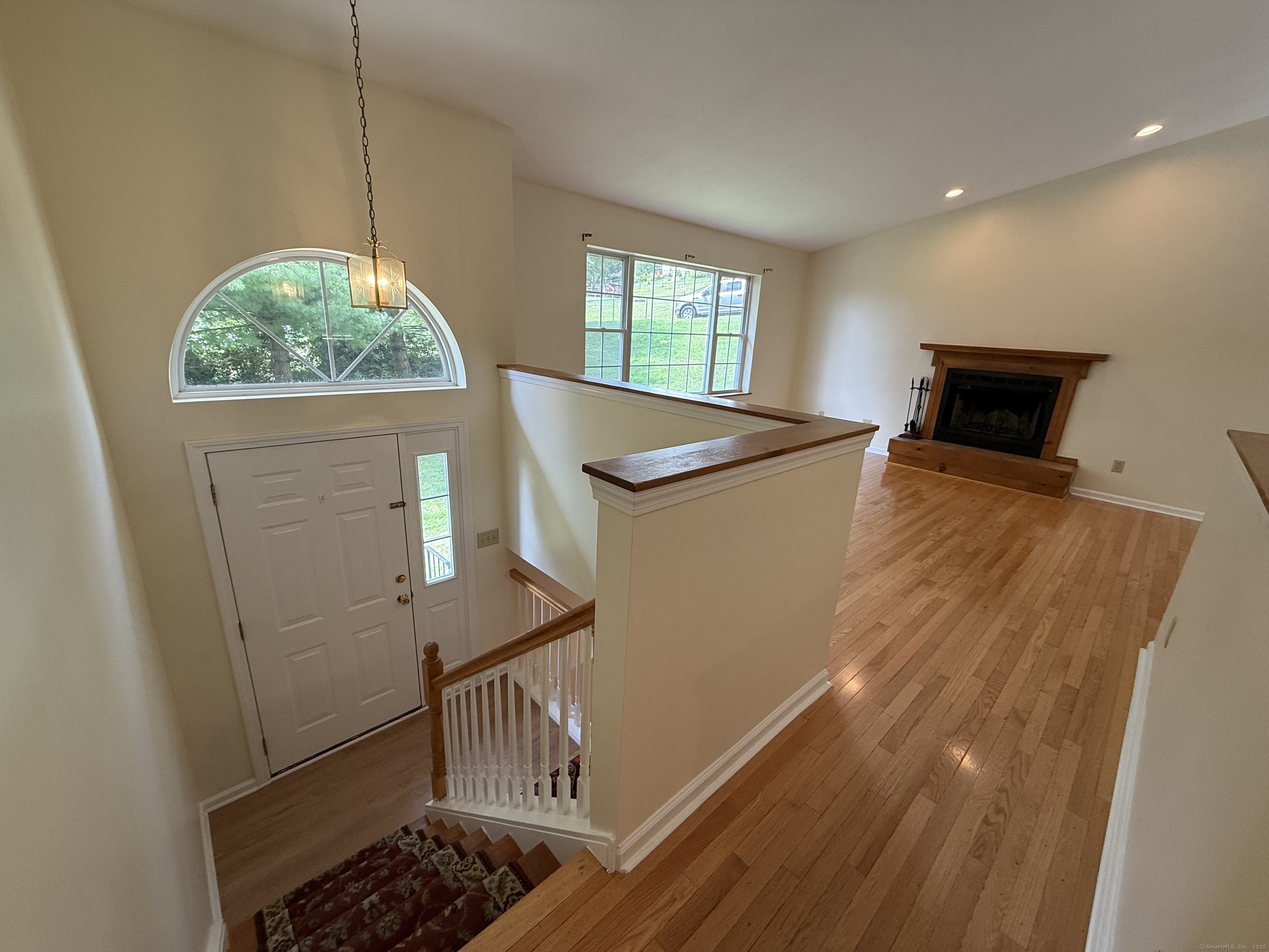 183 Osborn Road Naugatuck, CT 06770 - Photo 6 of 33