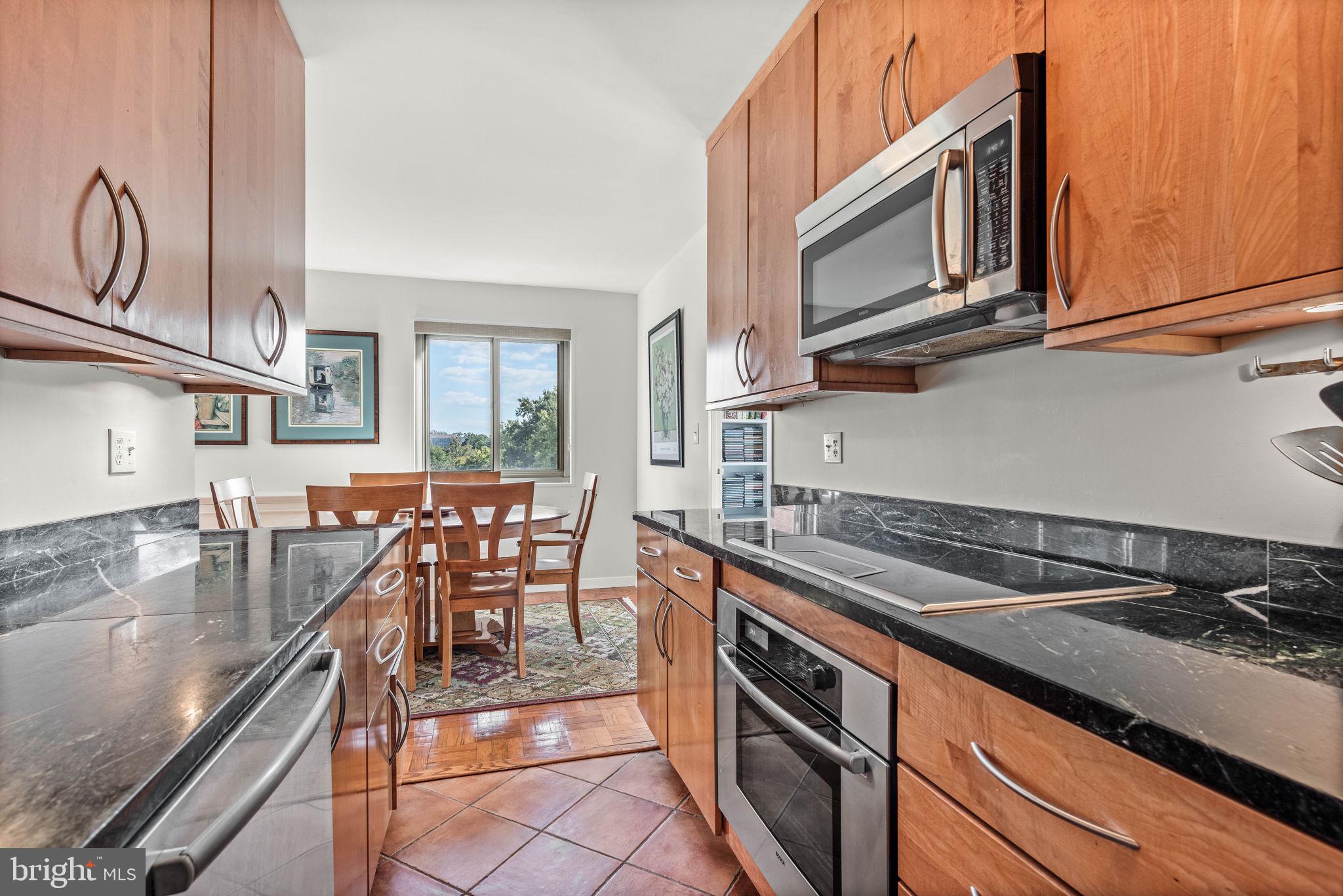 4600 Connecticut Avenue Northwest, Unit 710 Washington, DC 20008 - Photo 14 of 37 Kitchen