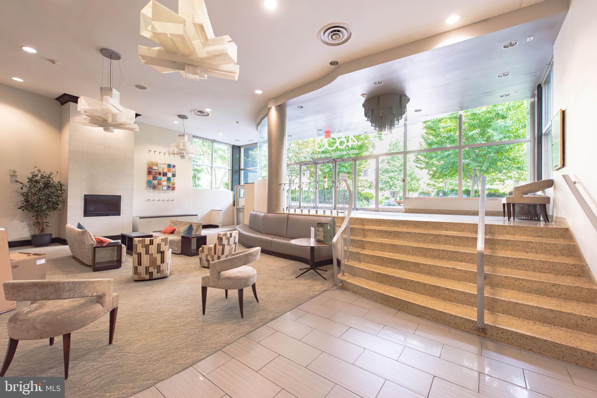 4600 Connecticut Avenue Northwest, Unit 710 Washington, DC 20008 - Photo 25 of 37 Lobby