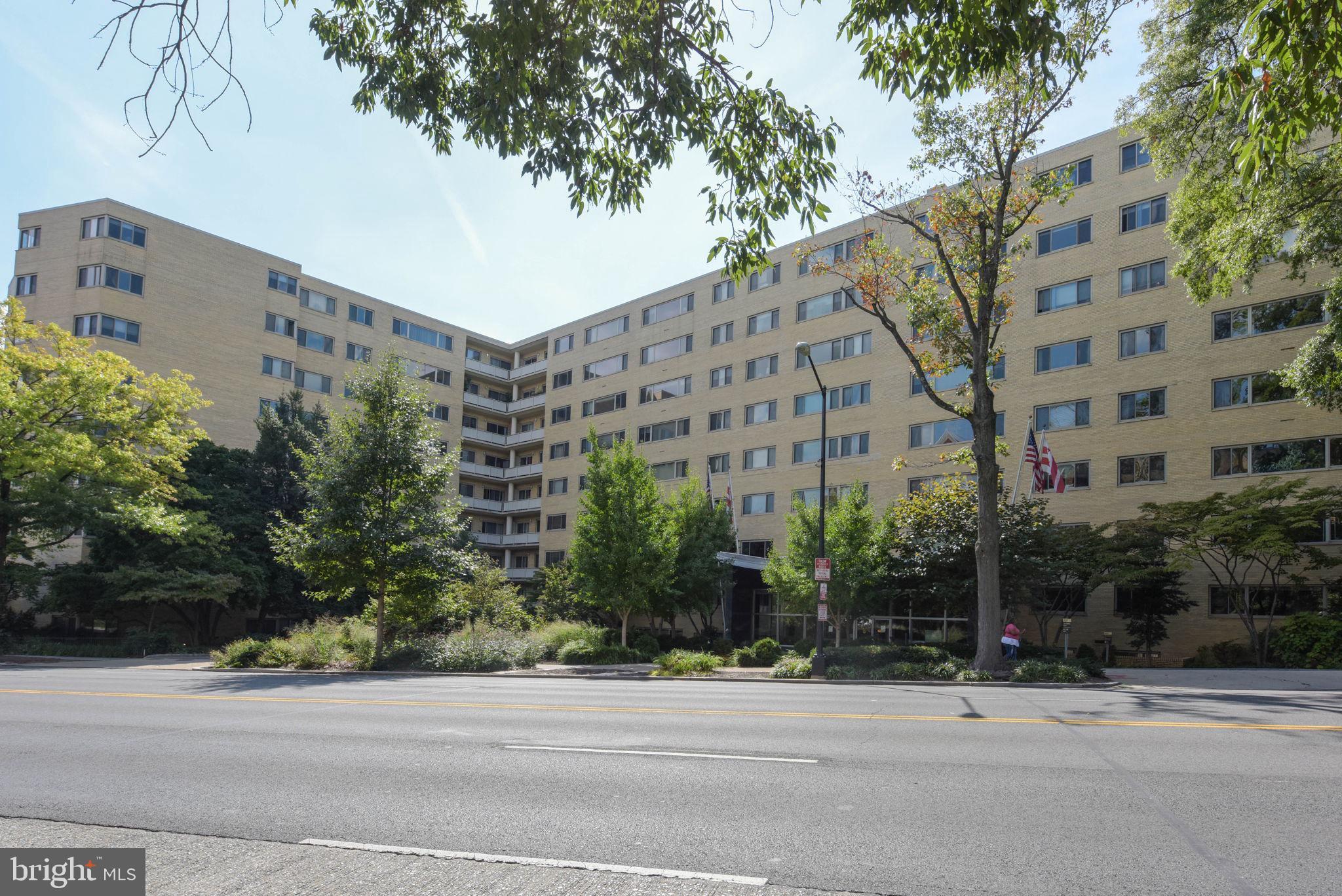 4600 Connecticut Avenue Northwest, Unit 710 Washington, DC 20008 - Photo 3 of 37 Building Exterior