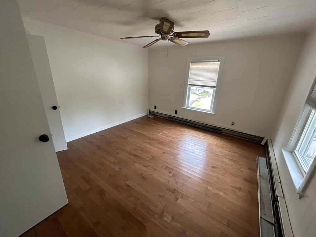 16 East Walnut Street, Unit 2 Milford, MA 01757 - Photo 3 of 10