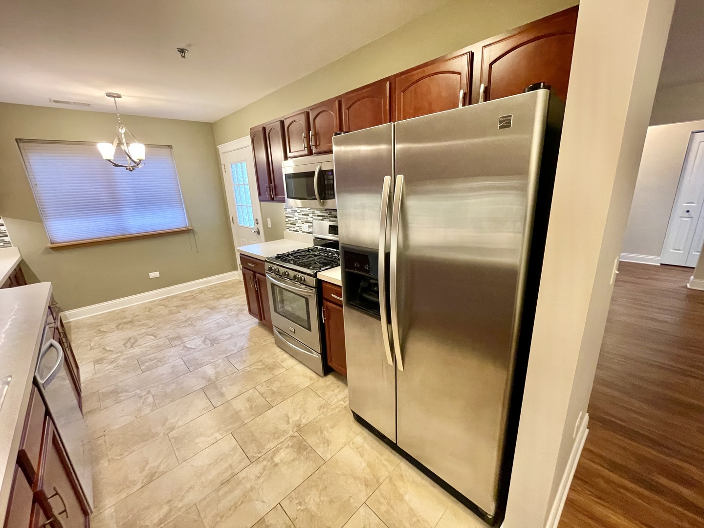 941 North Swift Road, Unit 104 Addison, IL 60101 - Photo 9 of 20