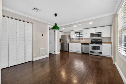 $640,000 | 2419 Dartmouth Avenue North, St. Petersburg, FL 33713
