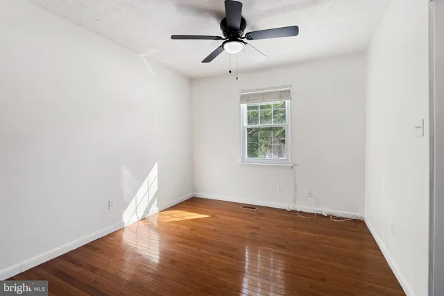 $514,900 | 1527 Wampanoag Drive, Severn, MD 21144