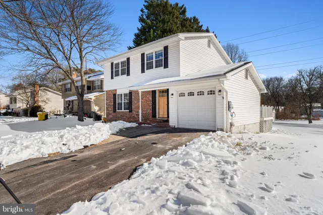 $514,900 | 1527 Wampanoag Drive, Severn, MD 21144