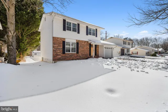 $514,900 | 1527 Wampanoag Drive, Severn, MD 21144