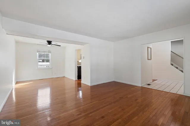 $514,900 | 1527 Wampanoag Drive, Severn, MD 21144