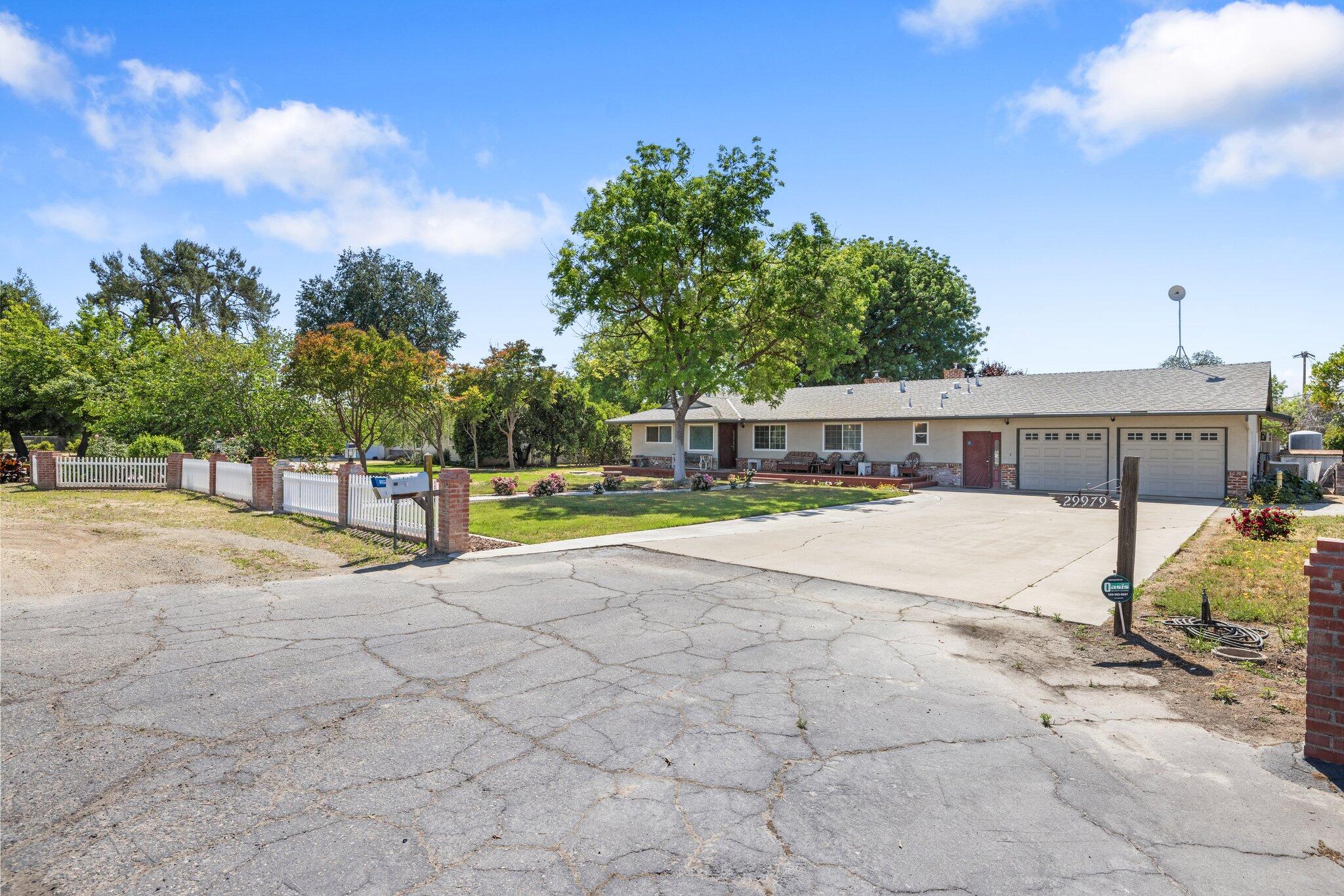29979 Road 196 Exeter, CA 93221 - Photo 43 of 70 2-web-or-mls-713A0209