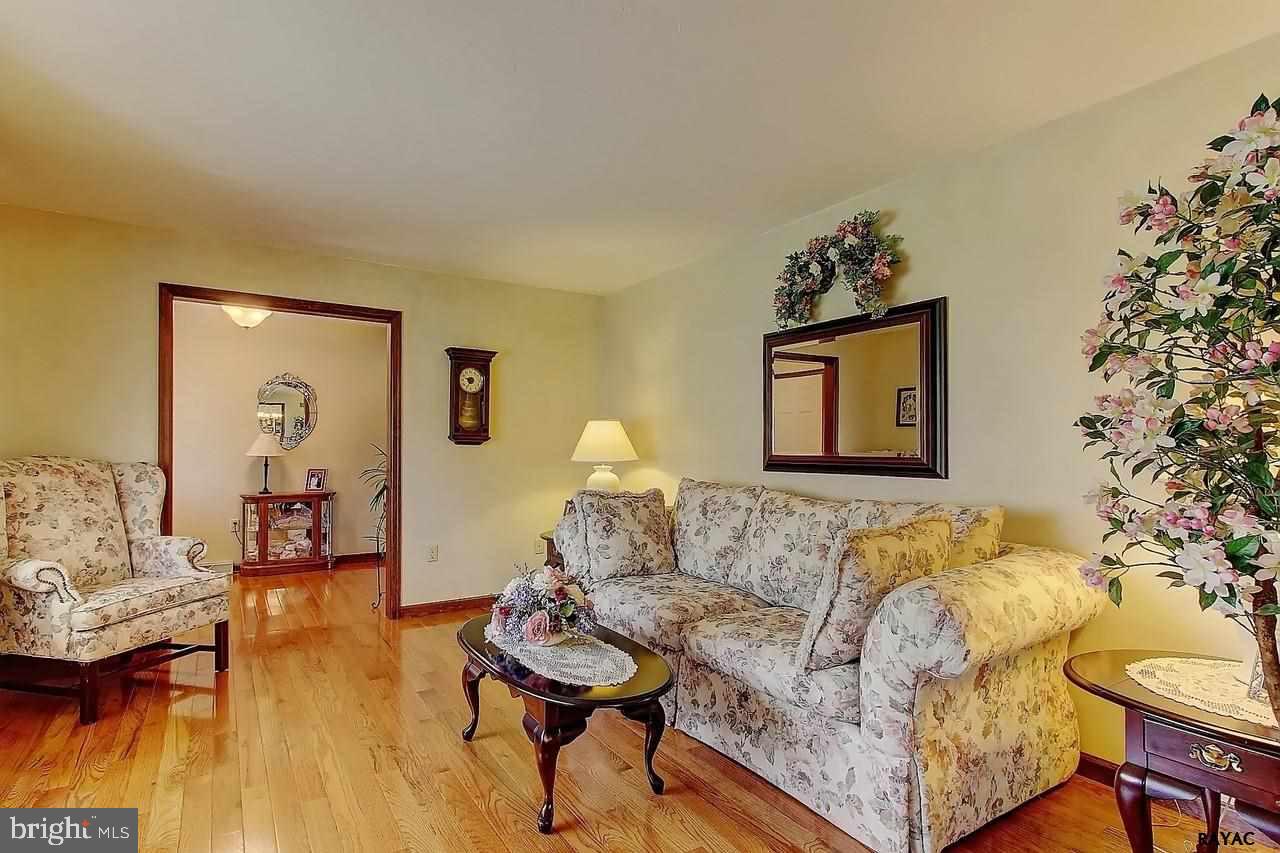 4749 Libhart Mill Road York, PA 17406 - Photo 3 of 25 Gallery Image 3