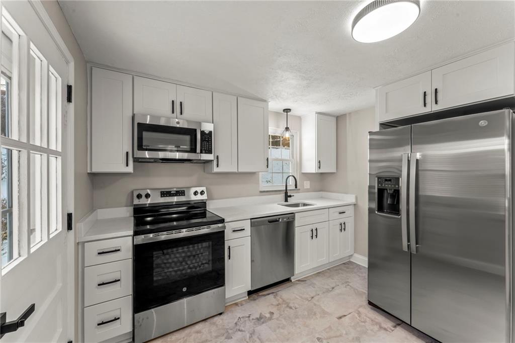4757 Old Boston Road Pittsburgh, PA 15227 - Photo 7 of 24 Kitchen 4757 Old Boston Rd