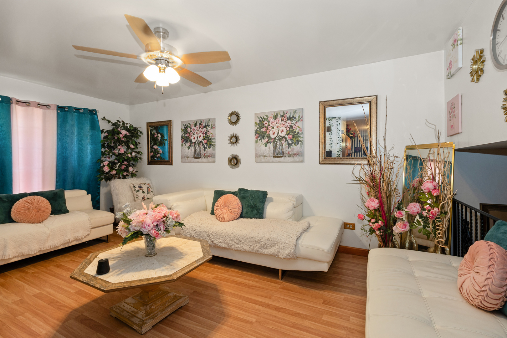 928 East 153rd Street Phoenix, IL 60426 - Photo 5 of 24 a living room with furniture and flowers