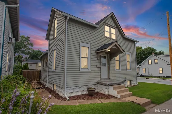 $399,900 | 329 Houston Street, St. Charles, MO 63301