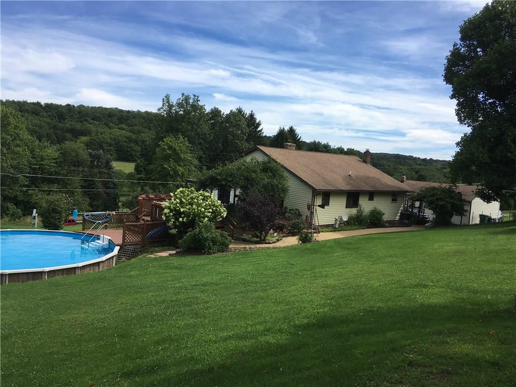 102 McGinley Road Chicora, PA 16025 - Photo 2 of 25 Gallery Image 2