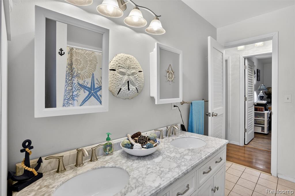 9411 South Jennings Road Grand Blanc, MI 48439 - Photo 28 of 40 Gallery Image 28