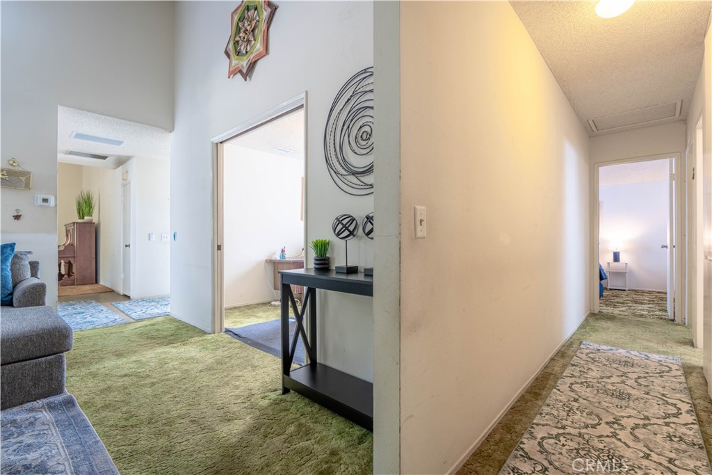 6320 Topaz Street Rancho Cucamonga, CA 91701 - Photo 12 of 32 Interior Hallway