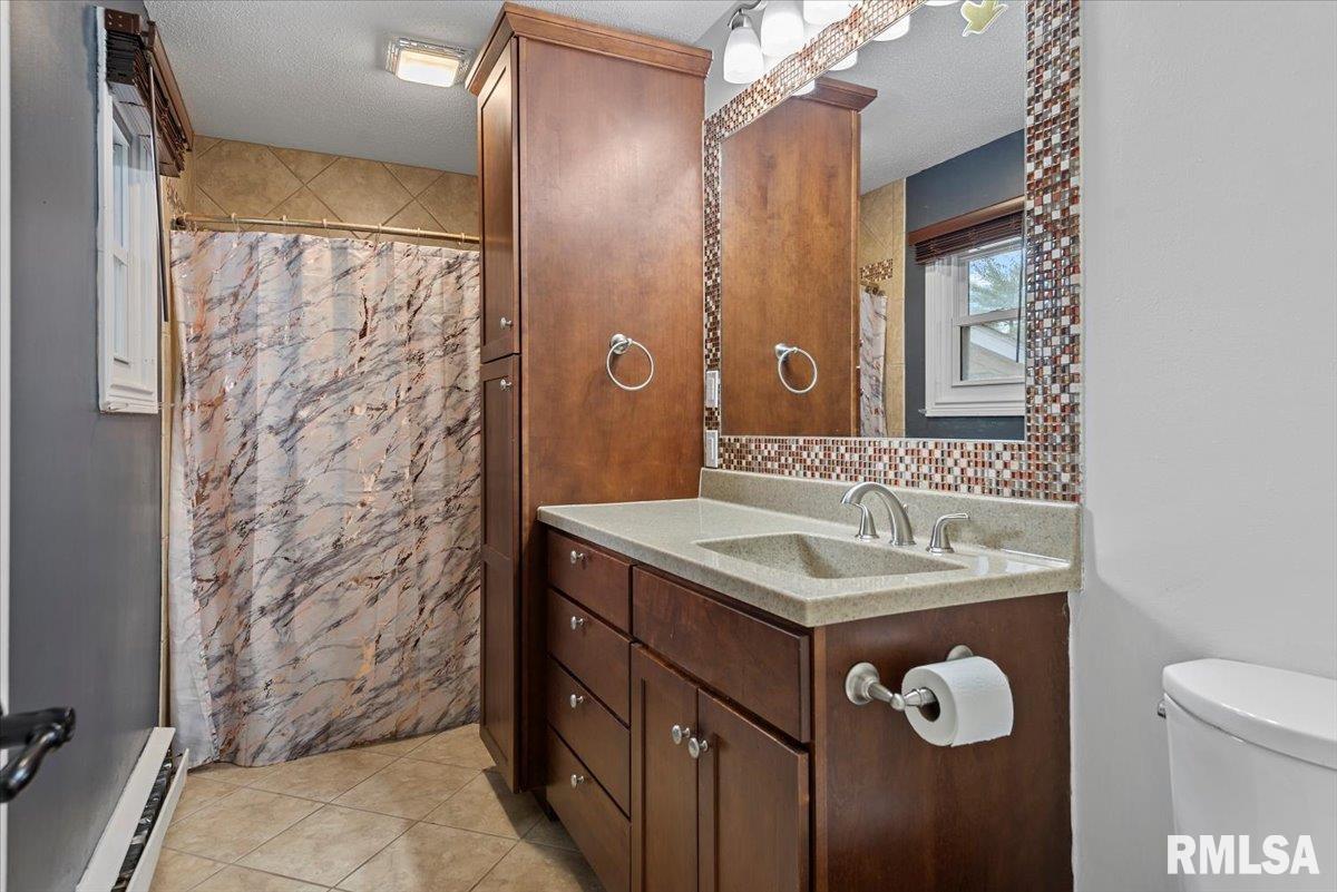 112 Deer Creek Road Rochester, IL 62563 - Photo 18 of 37